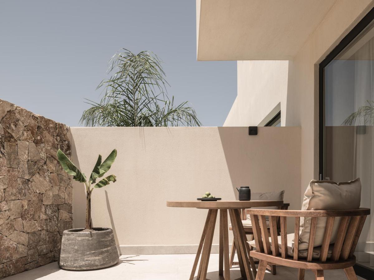 Seven Rocks Aparthotel Paliouri Ngoại thất bức ảnh