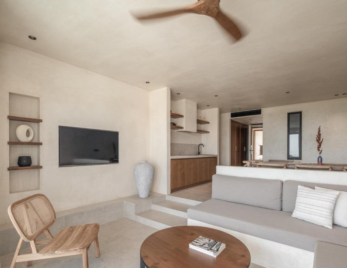 Seven Rocks Aparthotel Paliouri Ngoại thất bức ảnh